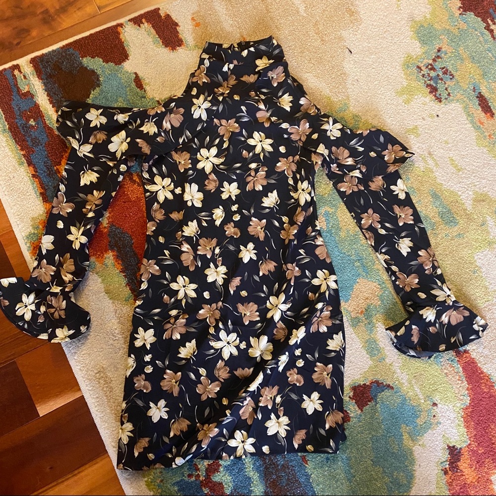 NWOT Black Tan Flower Cold Shoulder Dress